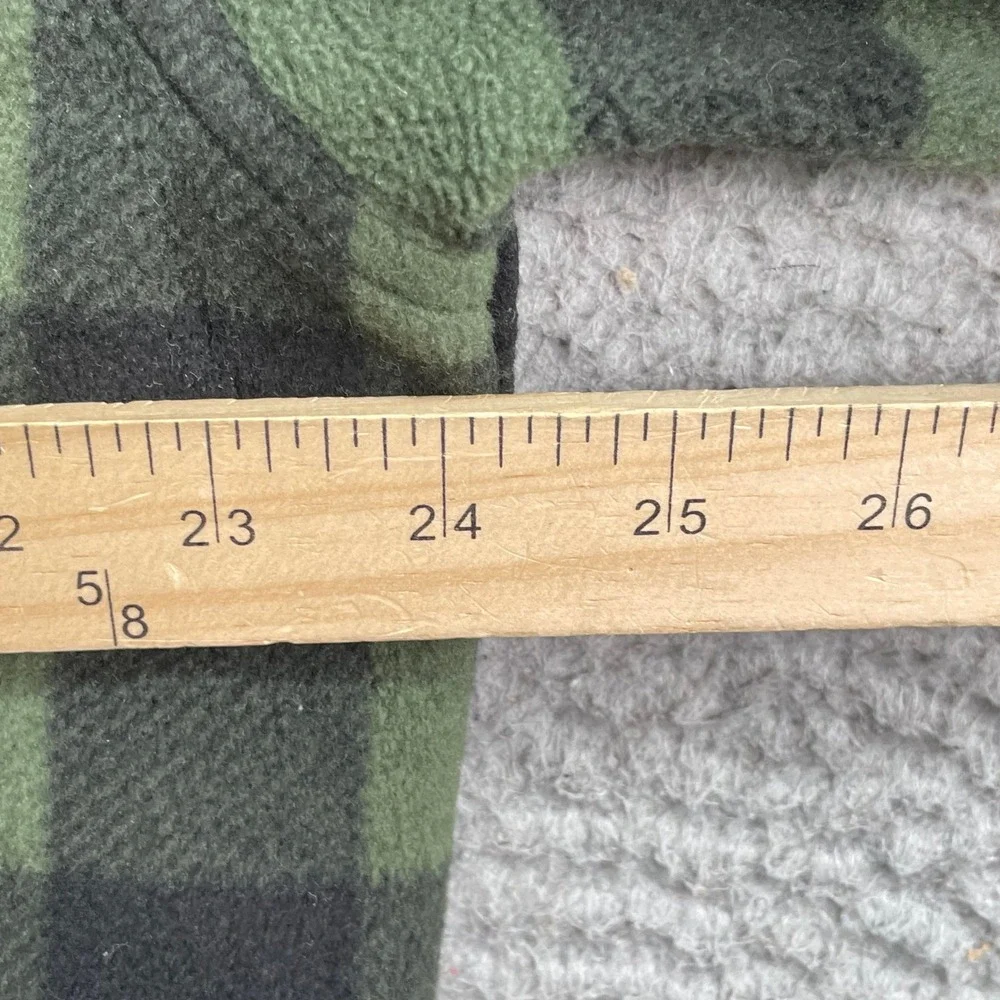 Legendary Whitetails Fleece Shirt Mens Large Green Buffalo Plaid‎ Western Logger